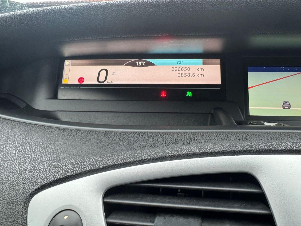 Renault Scenic Scénic X-Mod 1.5 dCi 110CV Luxe neopatentati