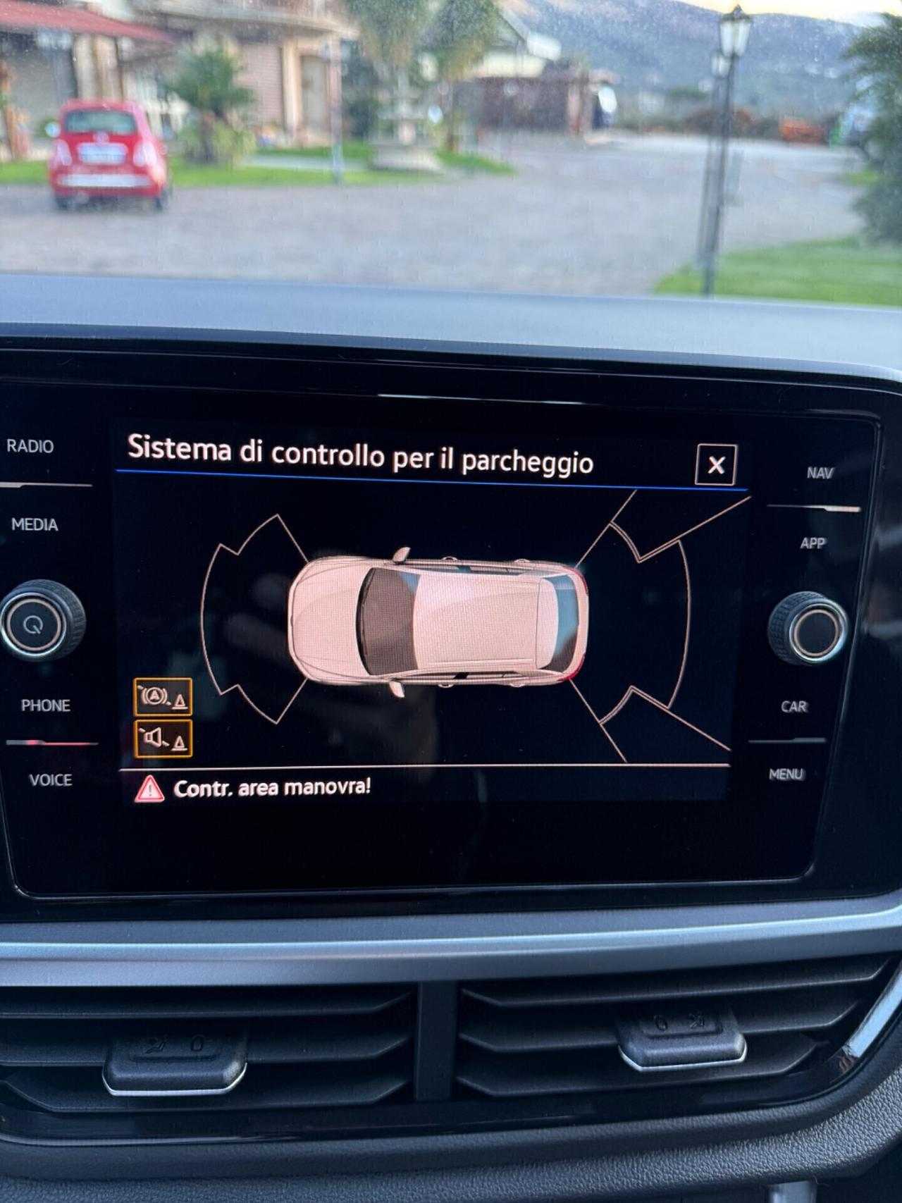 Volkswagen T-Roc 2.0 TDI SCR 150 CV DSG R-Line 2023