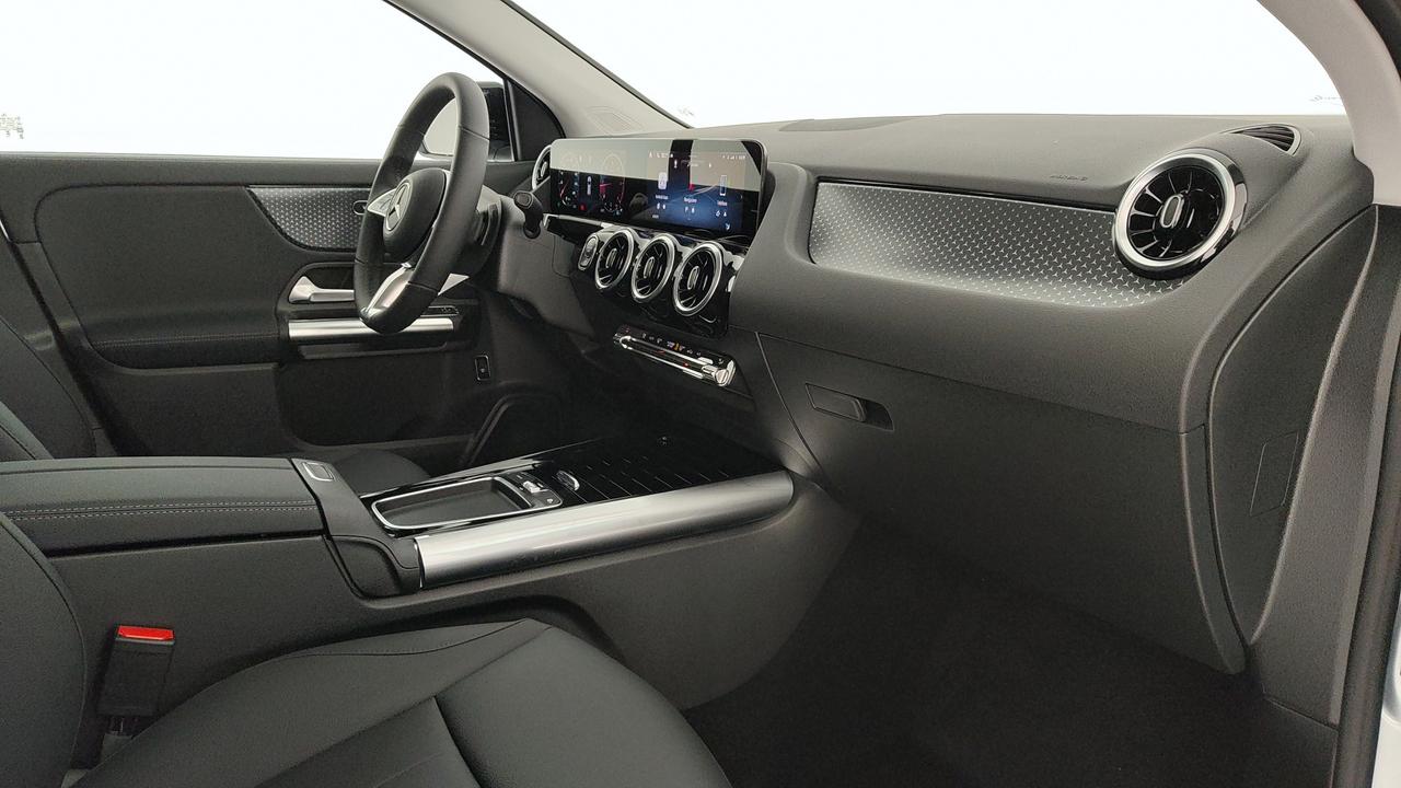 Mercedes-Benz GLA 200 d automatic