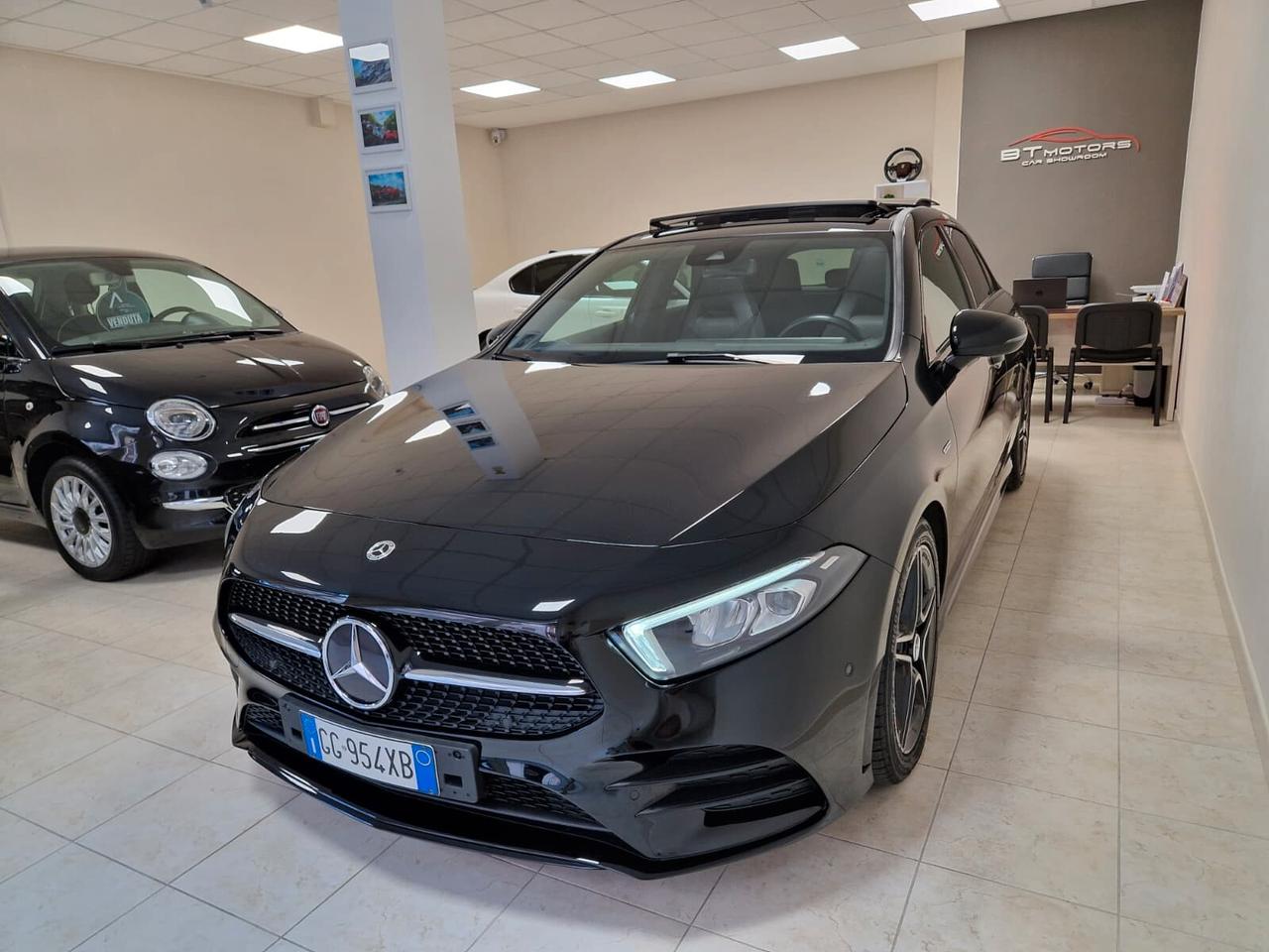 MERCEDES-BENZ 180 D TETTO PANORAMICO VERSIONE EDITION