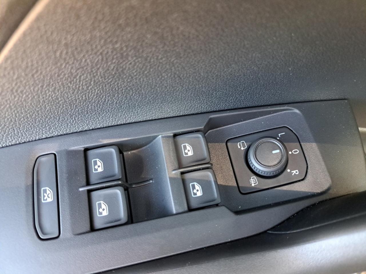 Volkswagen T-Cross 1.0 tsi life 95cv