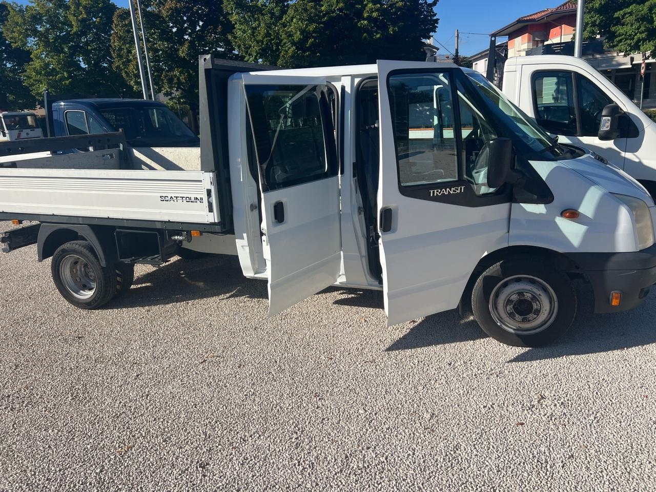 Ford Transit Doppia Cabina Con Cassone Fisso 7 Post MOT. NUOVO