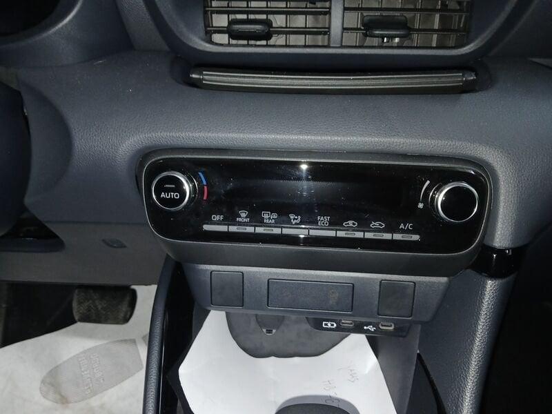 Toyota Yaris 4ª serie 1.5 Hybrid 5 porte Trend