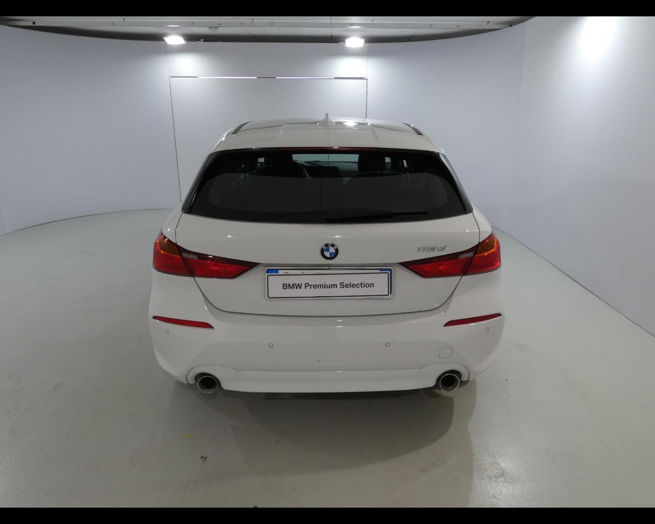 BMW Serie 1 (F40) - 118d 5p. Business Advantage