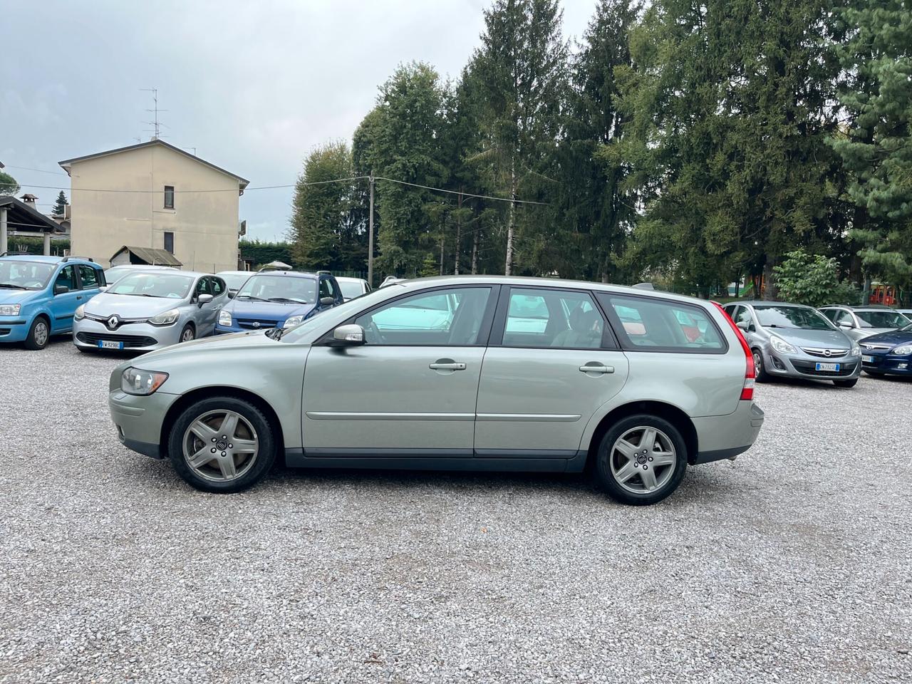 Volvo V50 2.4 D5 cat aut. Momentum