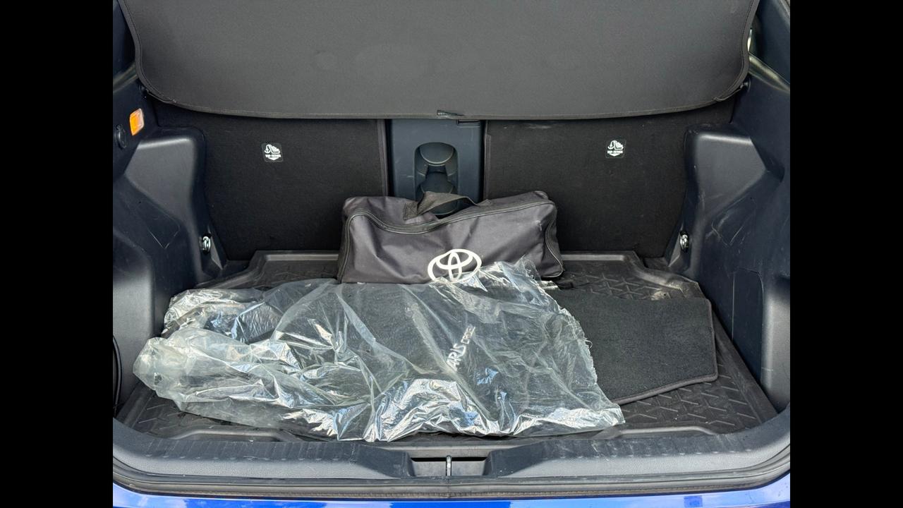 TOYOTA Yaris Cross - Yaris Cross 1.5h Adventure fwd 116cv e-cvt