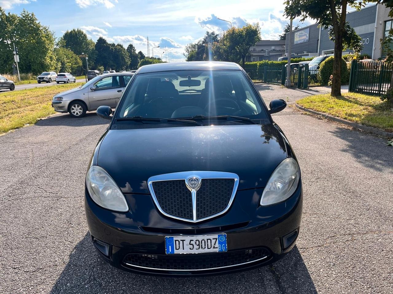 Lancia Ypsilon 1.2 Platino