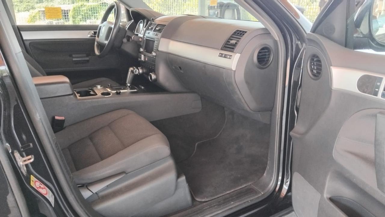Volkswagen Touareg 2.5 TDI