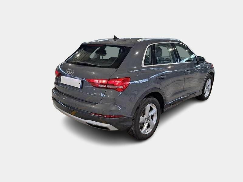 AUDI Q3 35 TDI quattro S tronic Business Advanced