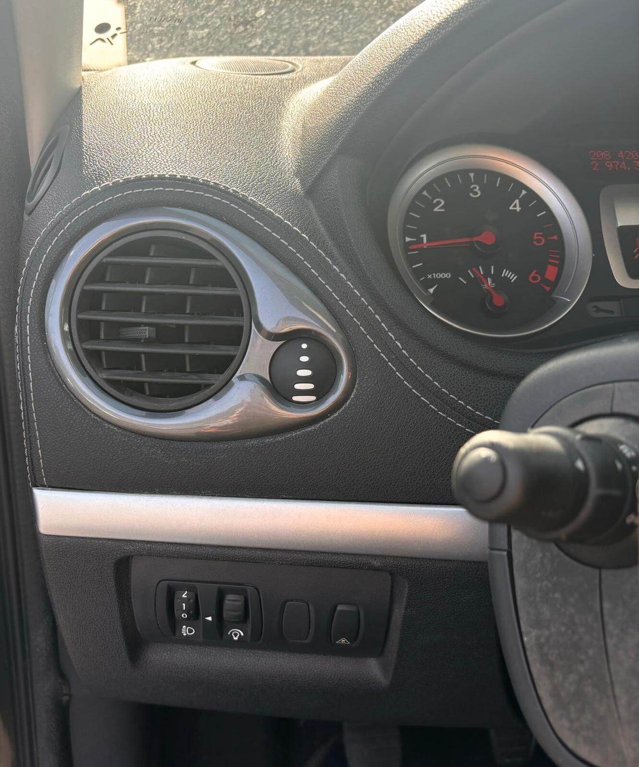 Renault Clio 1.5 dCi 85CV 5 porte Dynamique