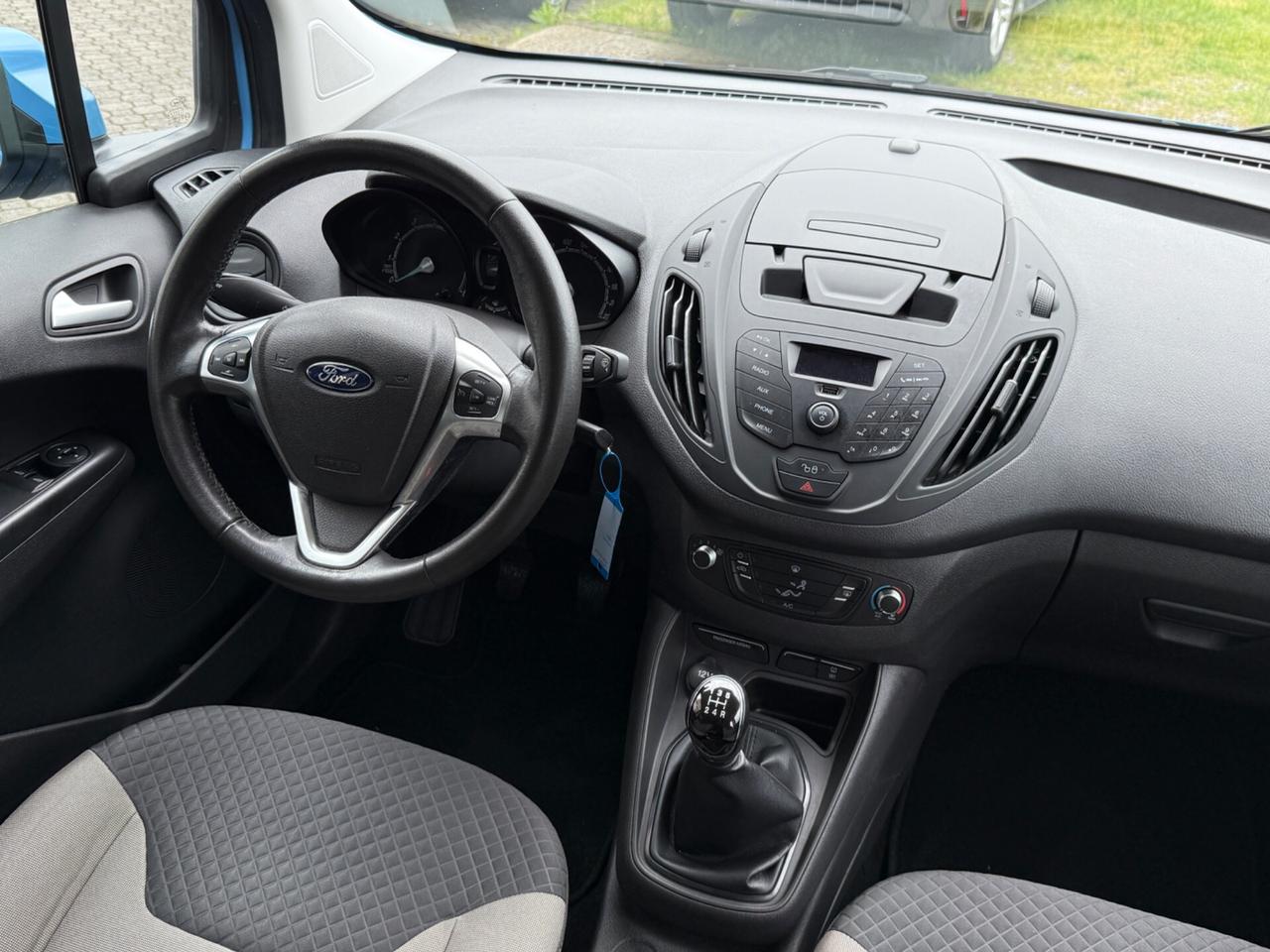 Ford Tourneo Courier 1.0 b.|NEOPATENTATI