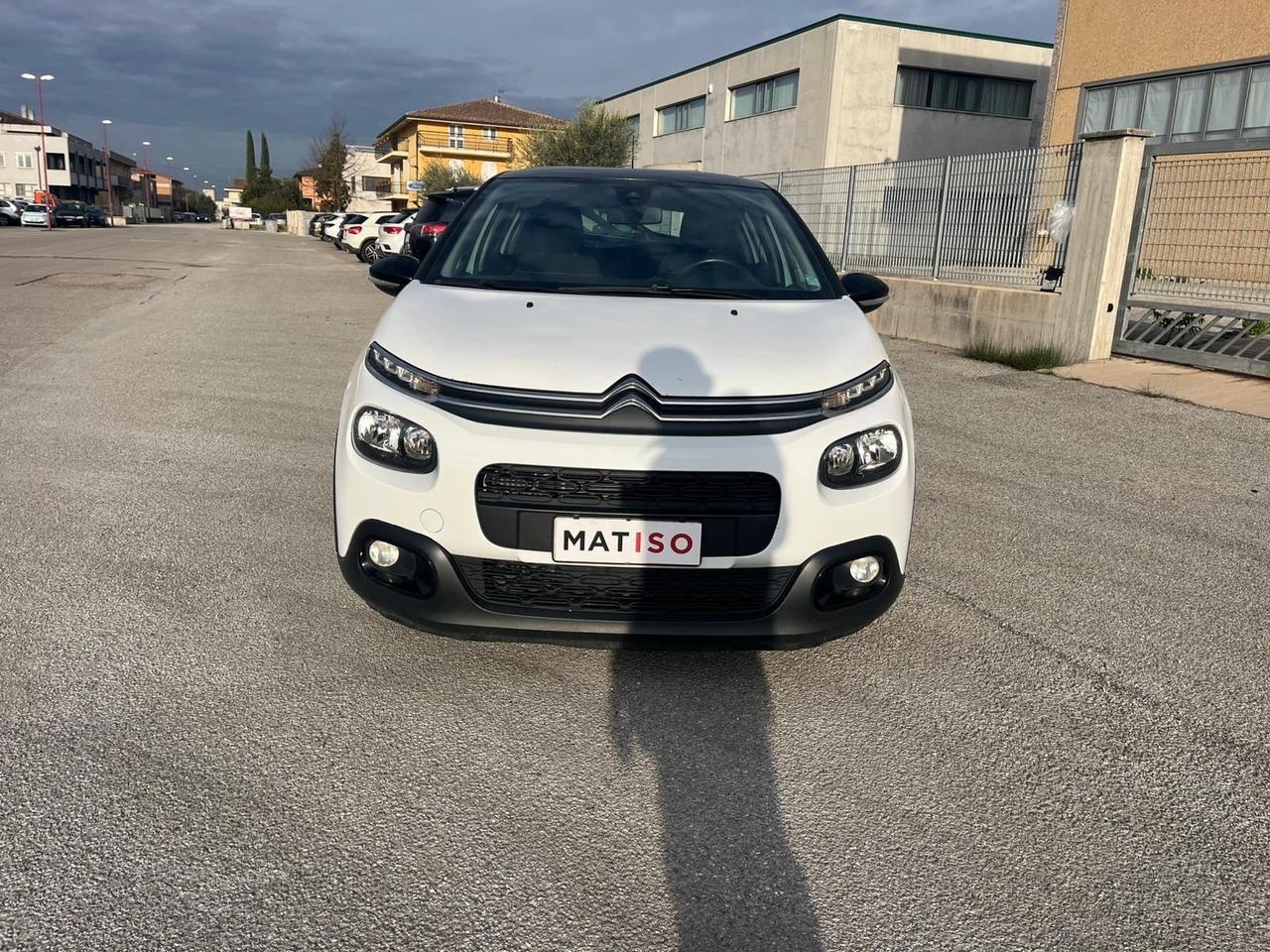 Citroen C3 BlueHDi Shine abbinata a Carrattrezzi