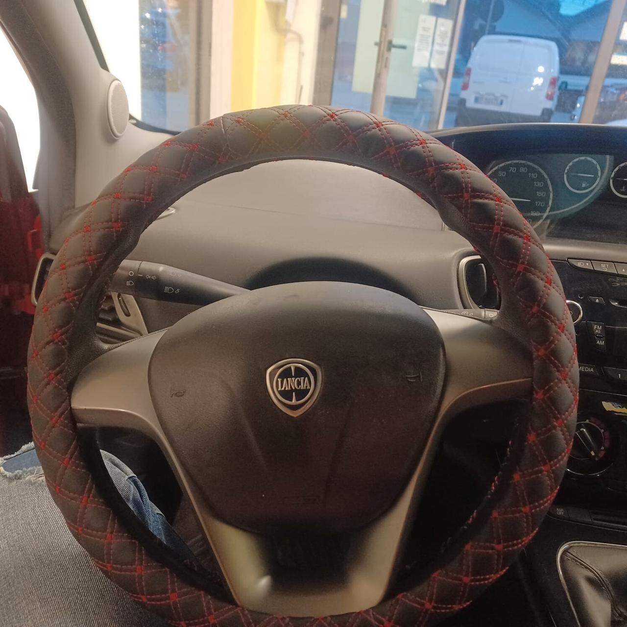 PERFETTA NEOPATENTATI LANCIA YPSILON