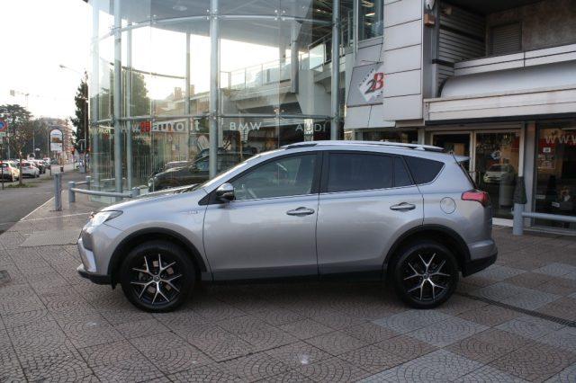 TOYOTA RAV 4 MY23 RAV4 2.5 Hybrid 2WD Lounge