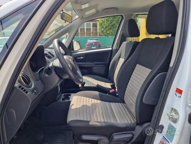 FIAT Sedici GPL 1.6 4x2 Emotion Euro5