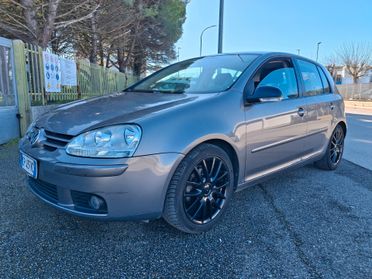 Volkswagen Golf 1.6 16V FSI 5p. Sportline