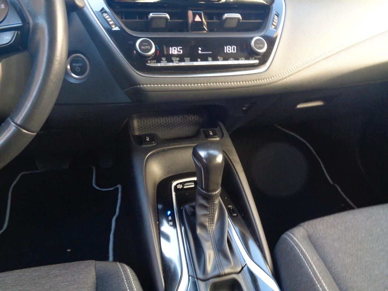 Toyota Corolla Touring Sports 1.8 Hybrid Active BIANCO NESSUN VINCOLO DI FINANZIAMENTO