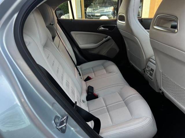 MERCEDES-BENZ GLA 220 Automatic 4Matic