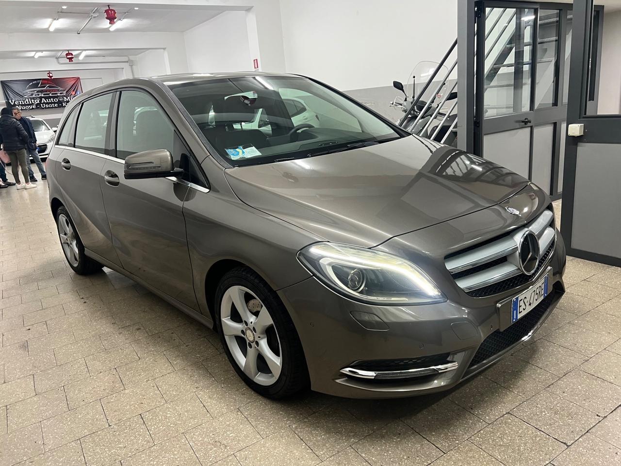 Mercedes-benz B 180 B 180 CDI Automatic Premium