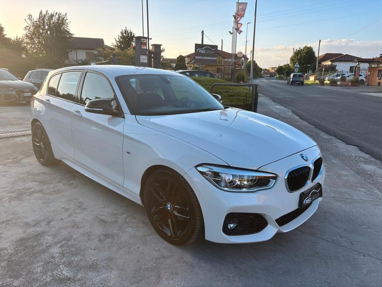 Bmw 118 118d 5p. Msport