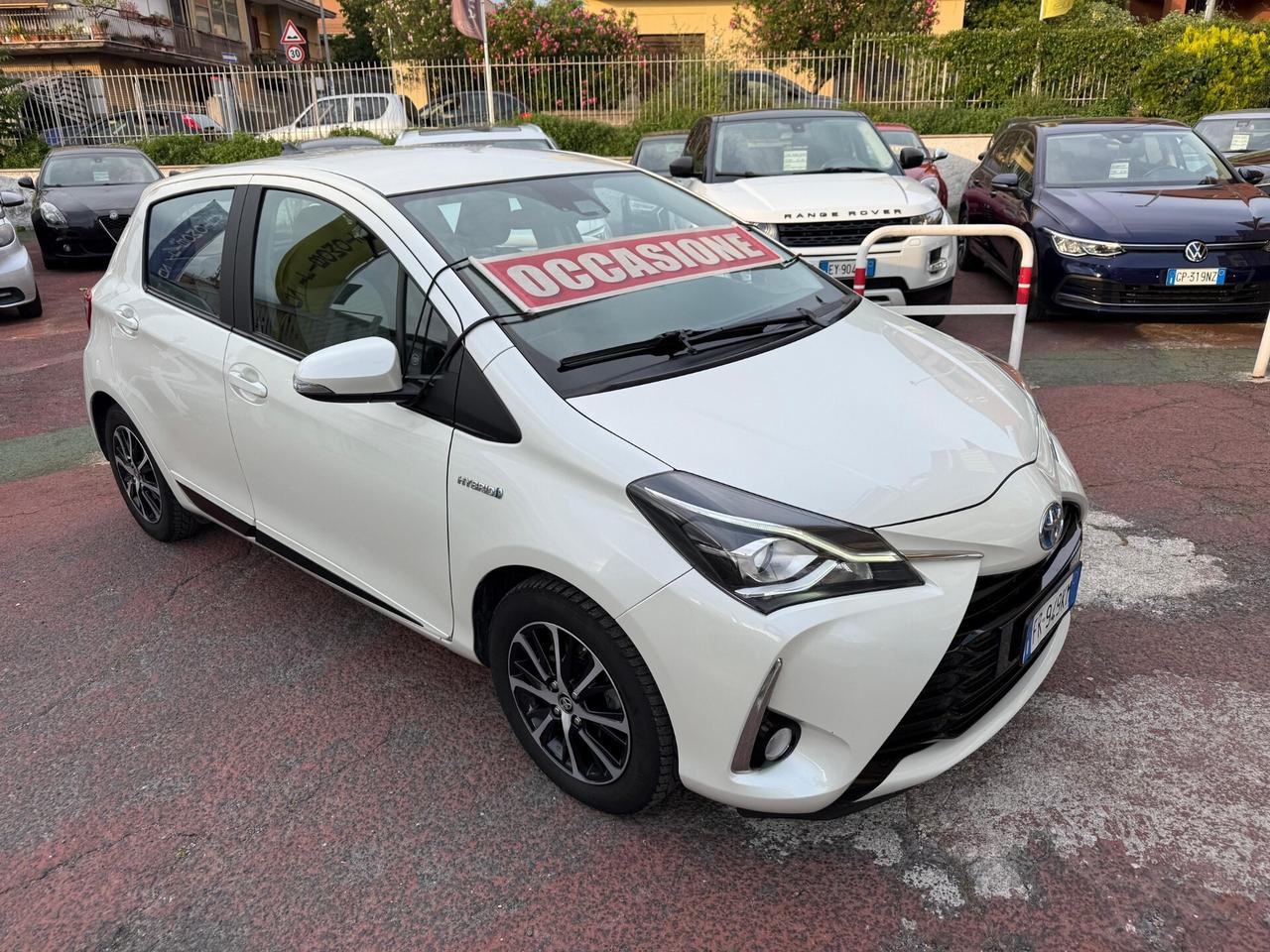 Toyota Yaris Hybrid *RETROCAMERA