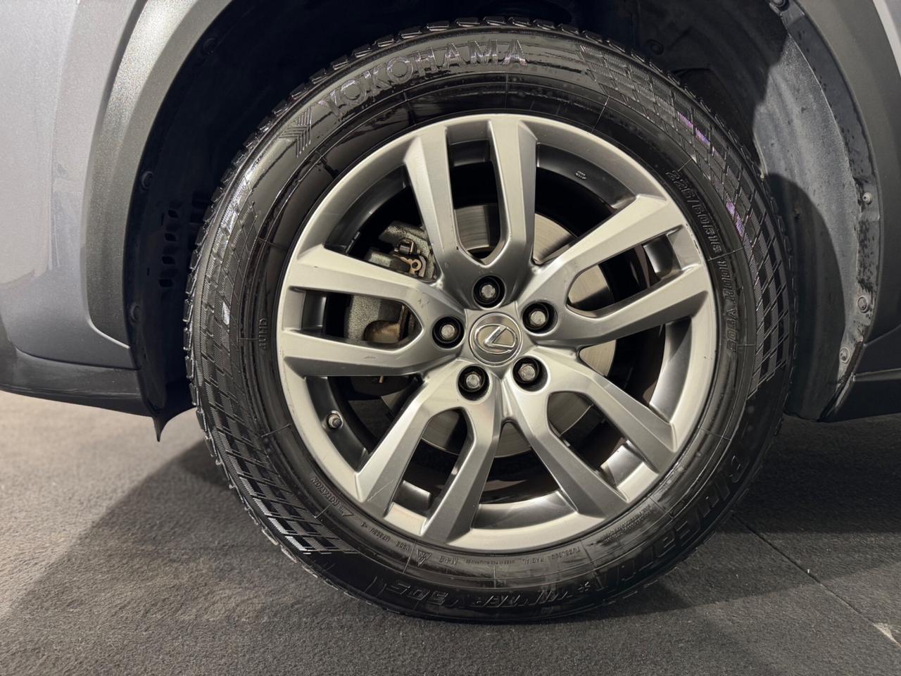 Lexus NX 300h Hybrid 4WD Luxury TAGLIANDI CERTIFICATI LEXUS