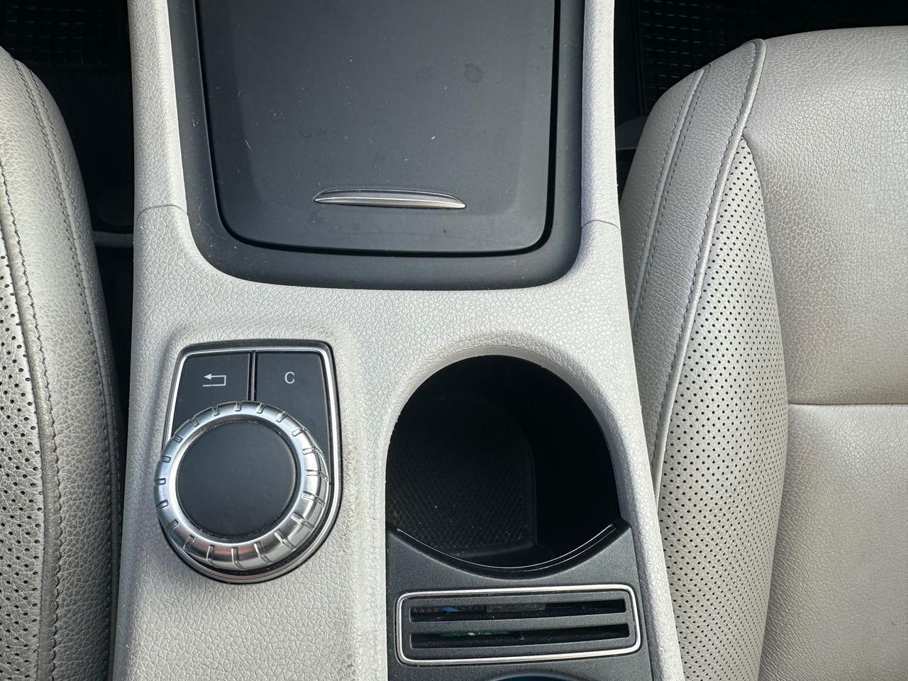 Mercedes-Benz GLA 220 Premium GLA 220 CDI #7759