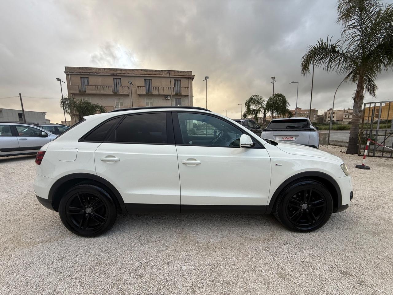 Audi Q3 2.0 TDI S-Line