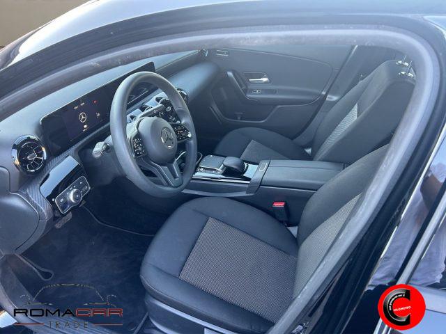 MERCEDES-BENZ A 250 e hybrid EQ Business
