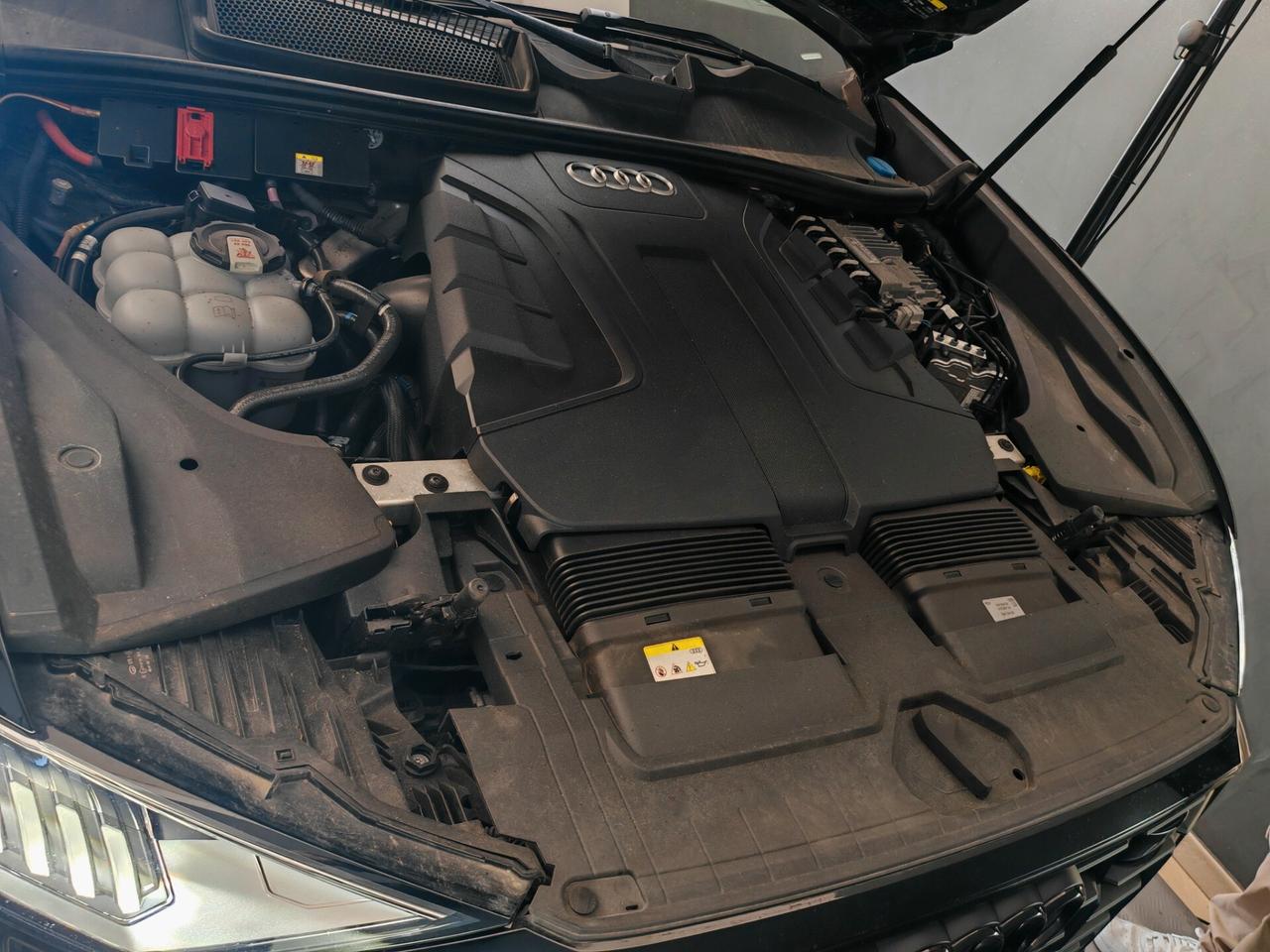 Audi Q8 50 TDI 286 CV quattro tiptronic Sport
