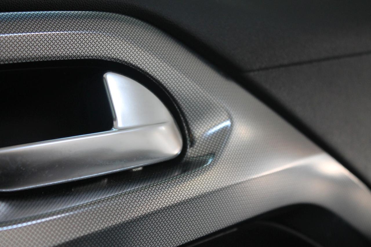 Peugeot 2008 BlueHDi 120 S&S Allure