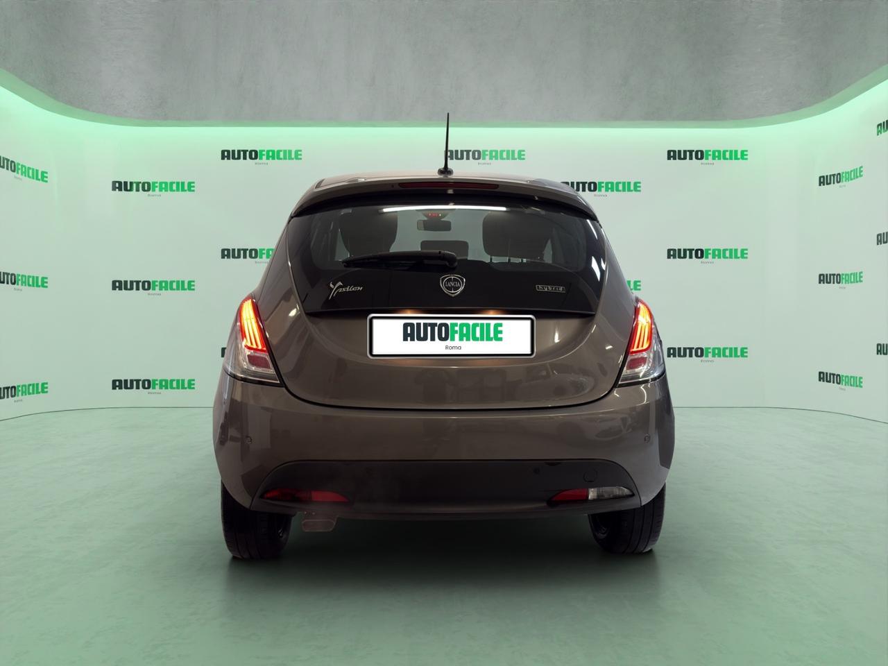 Lancia Ypsilon 1.0 FireFly Hybrid Gold