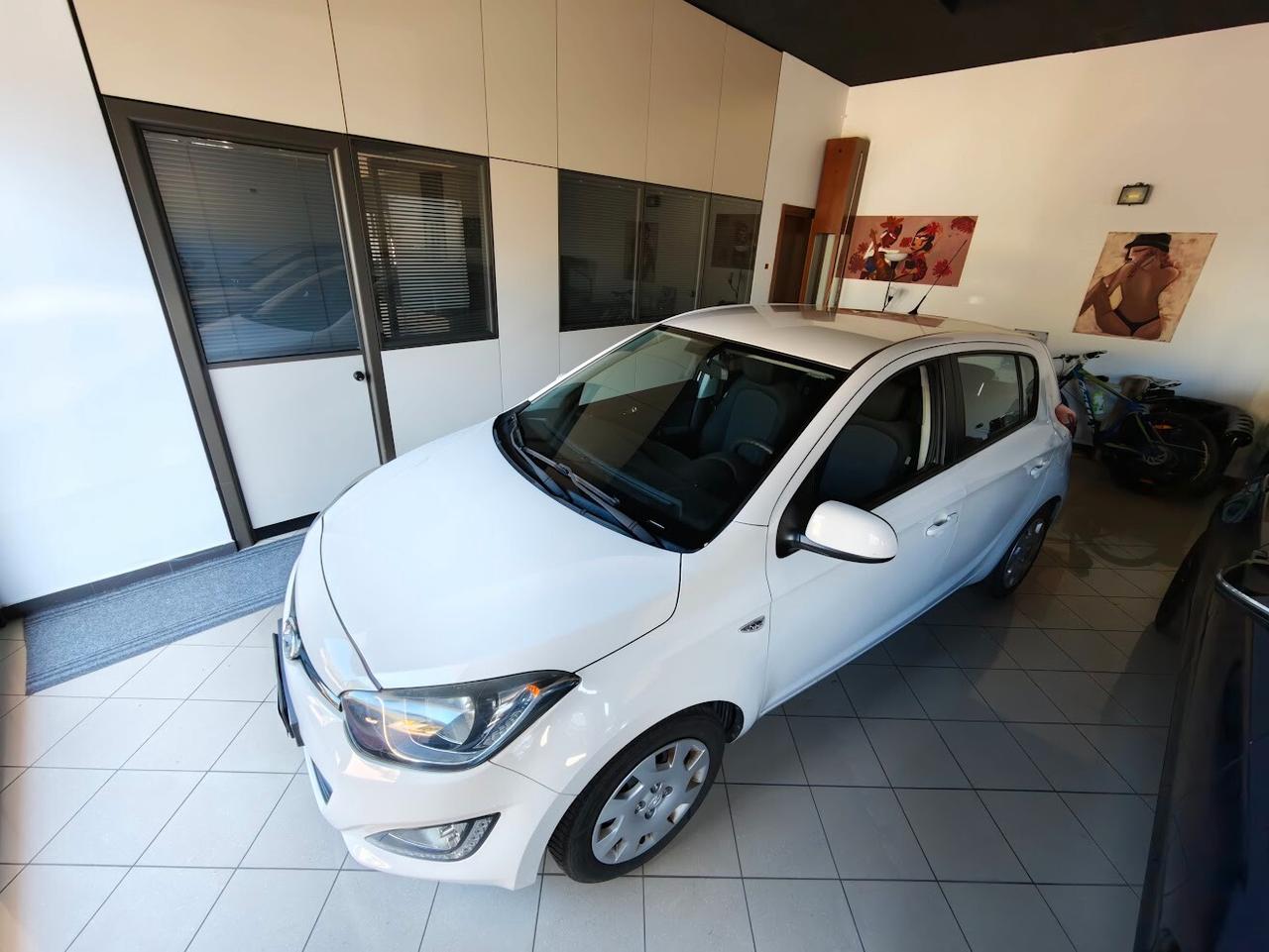 Hyundai i20 1.2 5p. BlueDrive GPL Sound Edition FRIZIONE NUOVA!!!!!!!