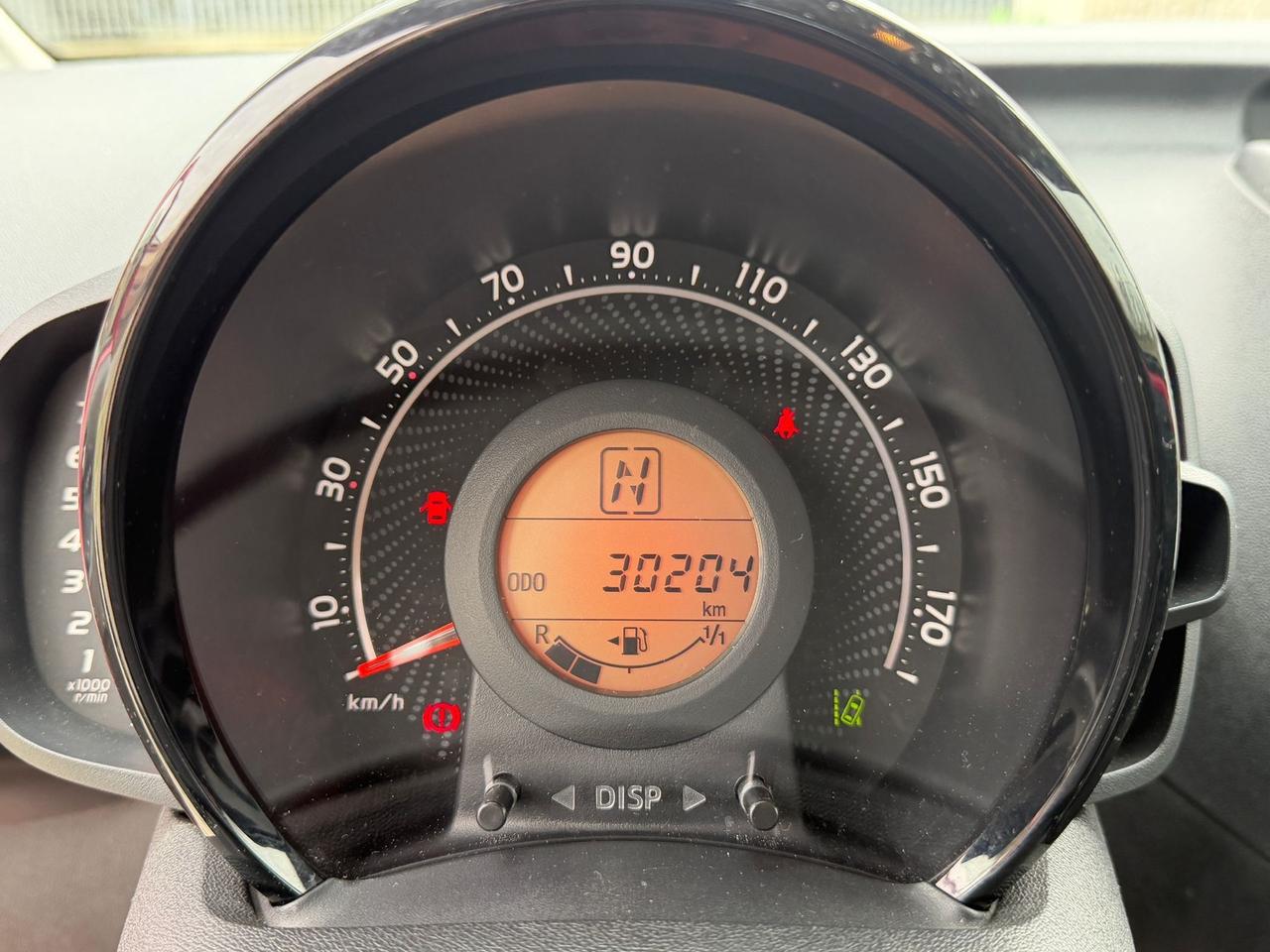 Toyota Aygo 1.0 AUTOMATICA 72 CV 5 porte x-play MMT