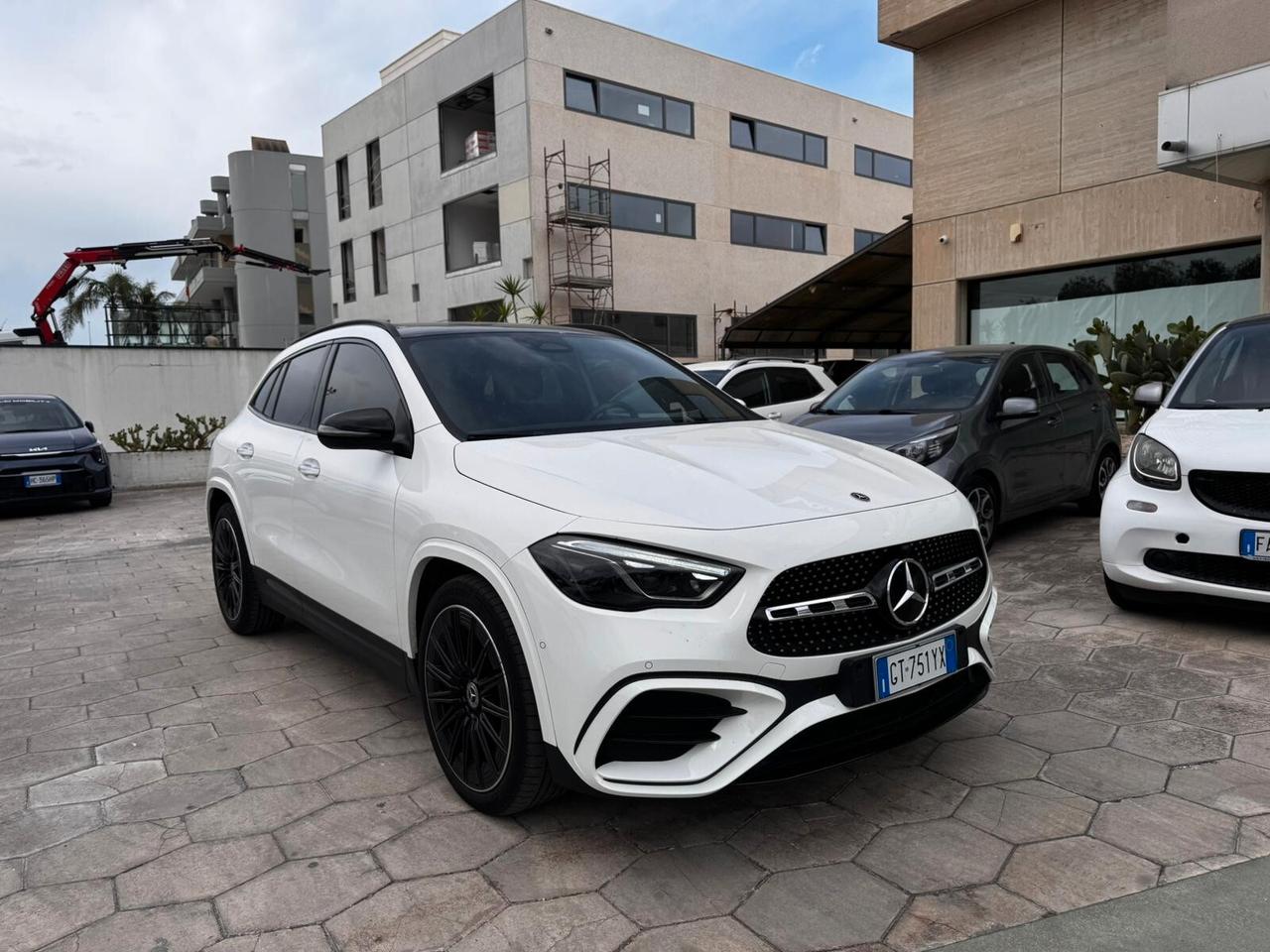 MERCEDES GLA 200D 2024 150 CV FULL OPTIONAL