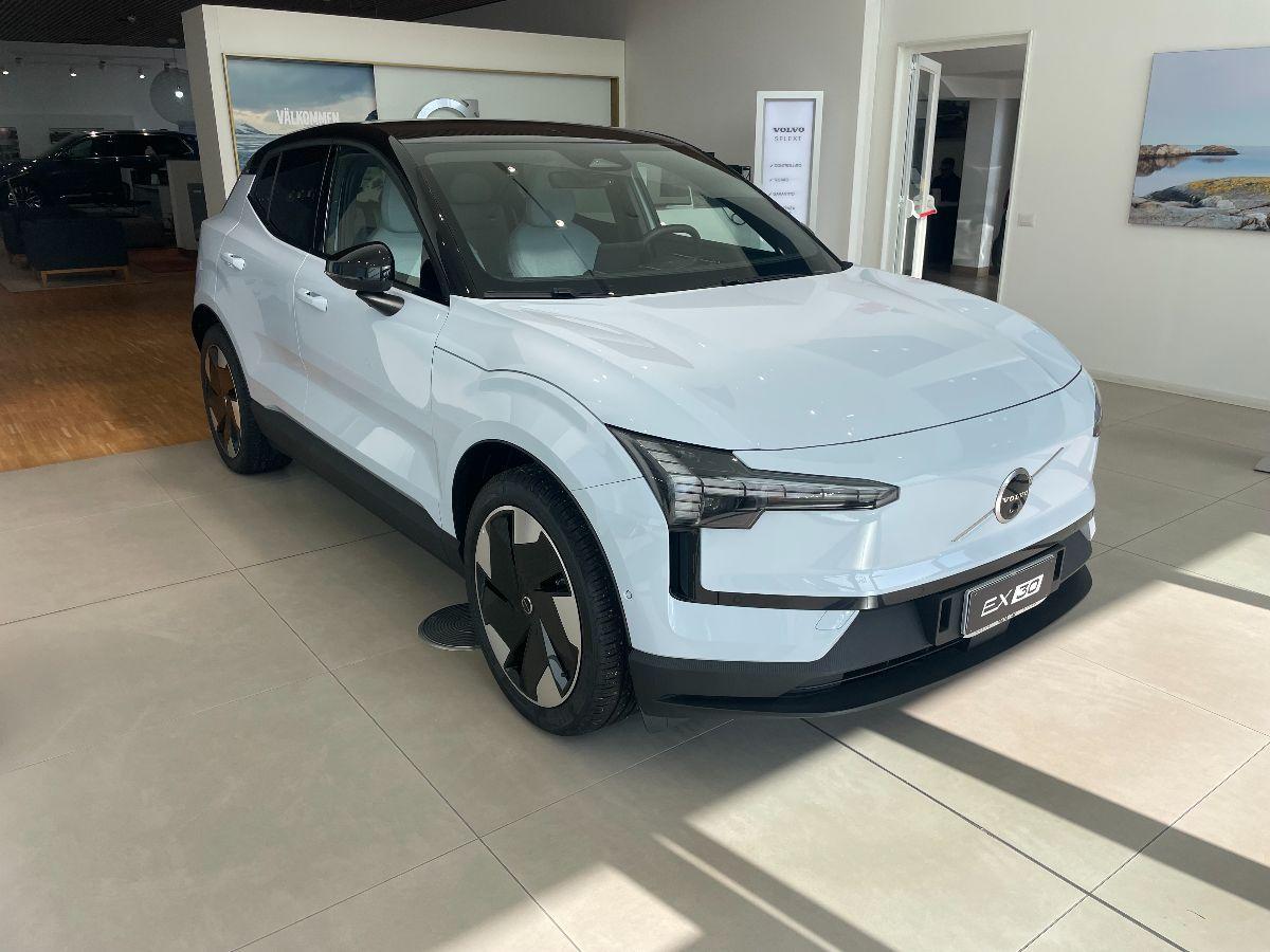 VOLVO - EX30 - Single Motor Ext. Range RWD Ultra