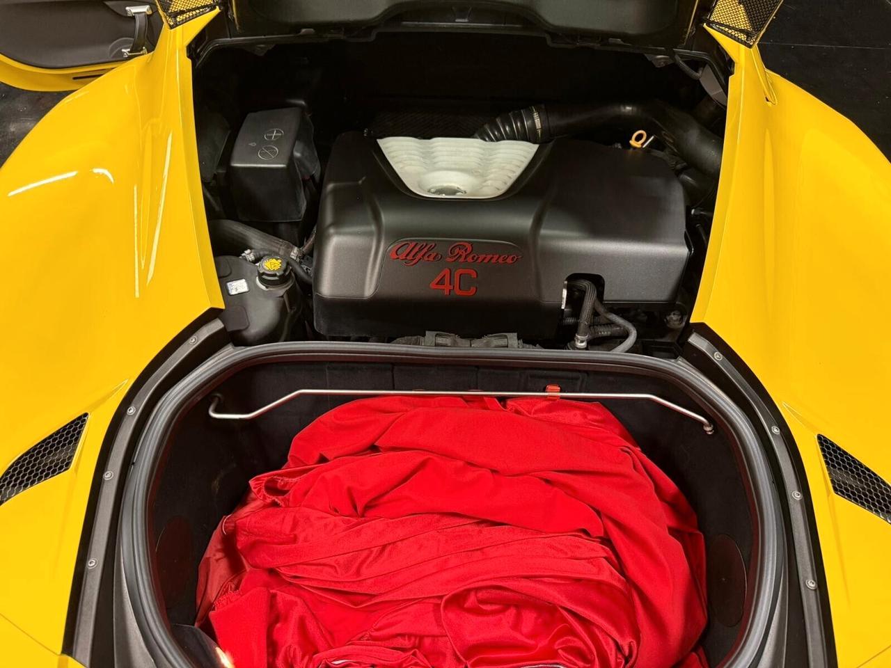 Alfa Romeo 4C 1750 TBi