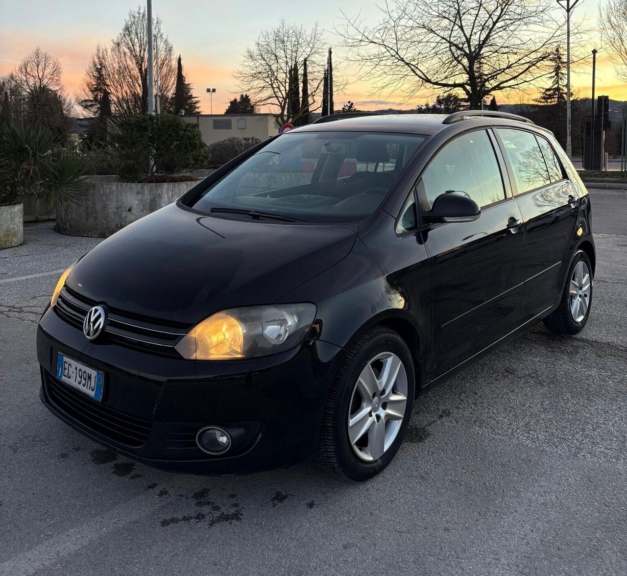 Volkswagen Golf 6PLUS 1.6 TDI 2010 PERFETTA