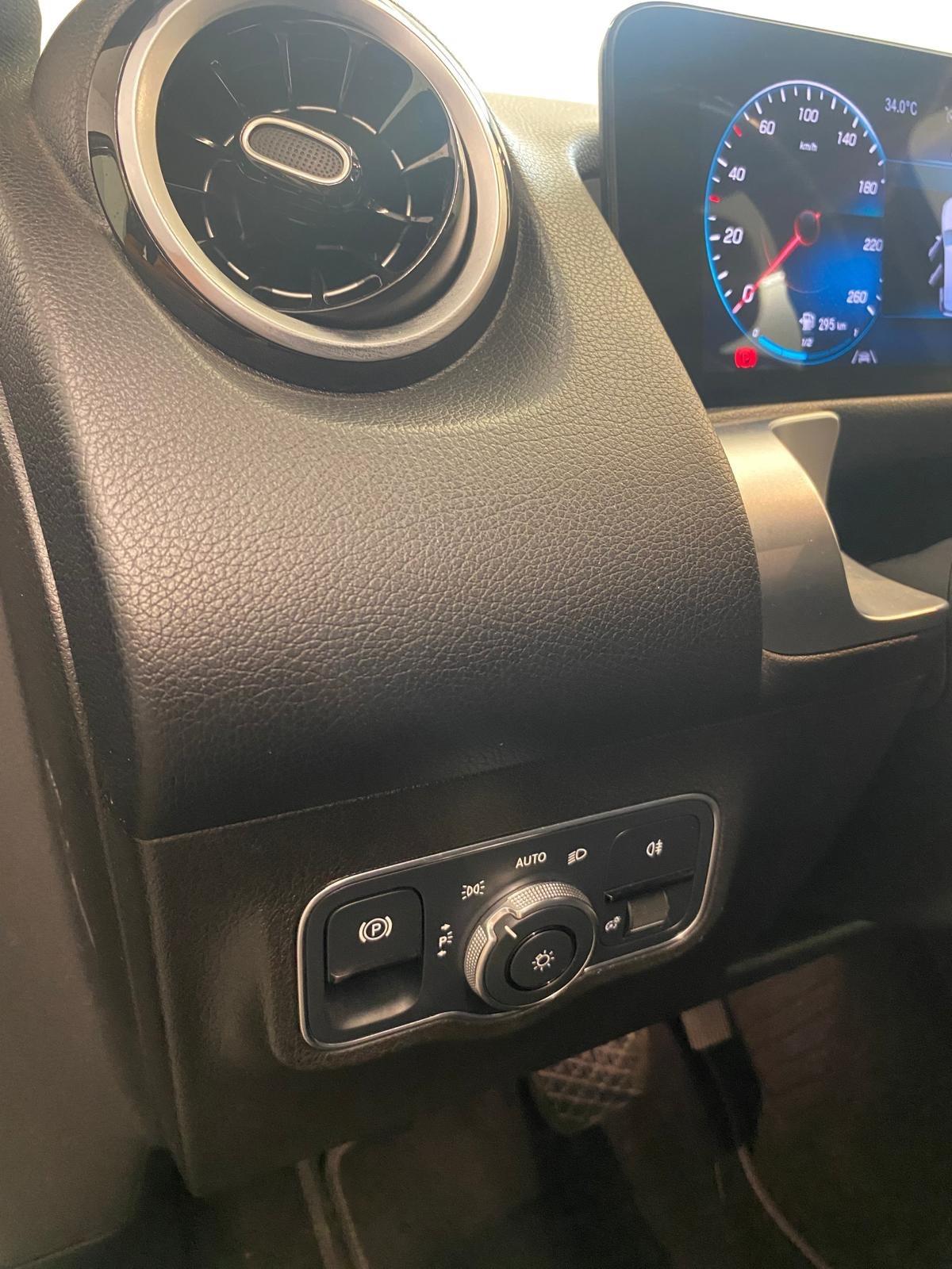 Mercedes-benz GLB 200 GLB 200 d Automatic Sport Plus