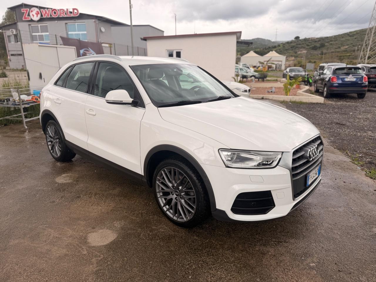 Audi Q3 2.0 TDI 120 CV S tronic Sport