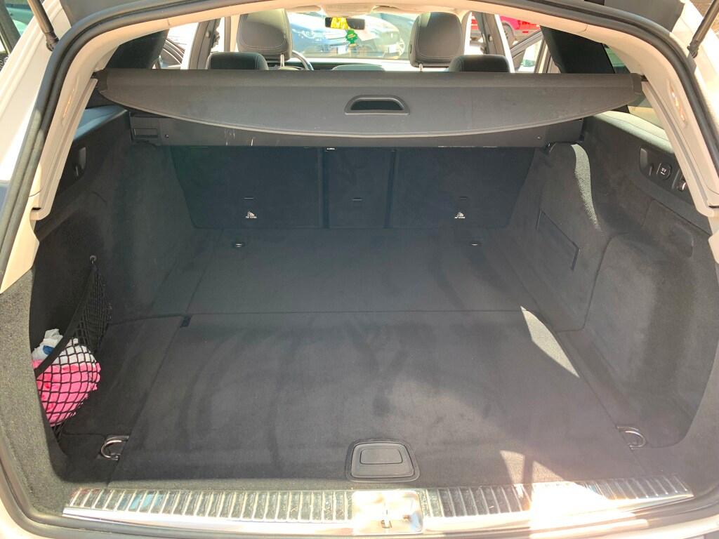 MERCEDES Classe E (W/S213) E 220 d S.W. 4Mati...