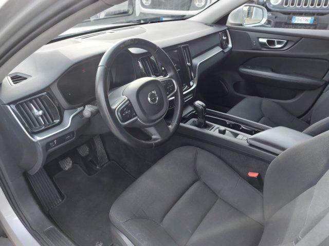 VOLVO V60 D3 R-design