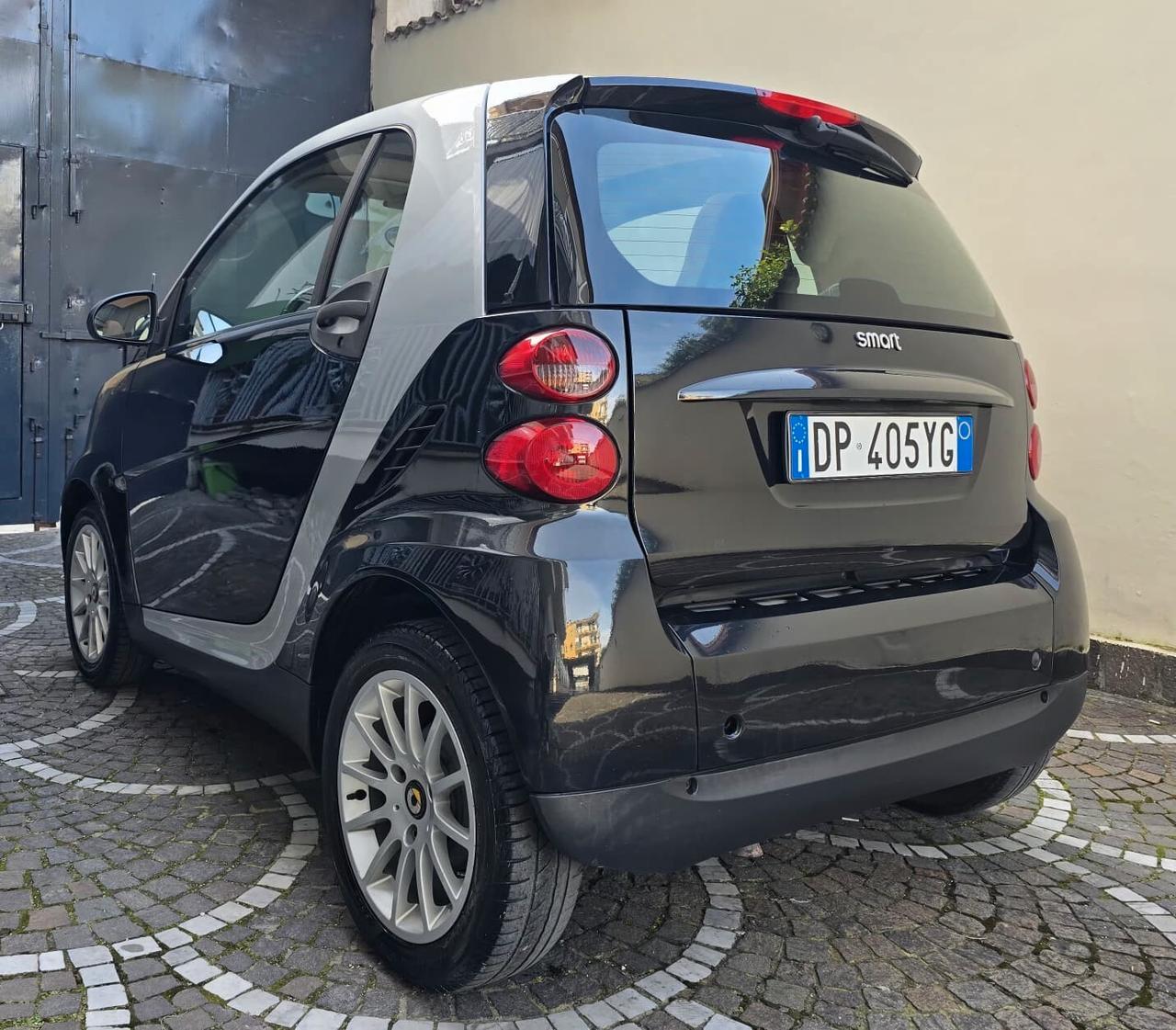 Smart ForTwo 1000 62 kW coupé passion