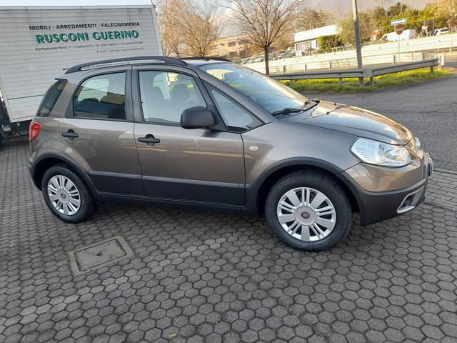 FIAT Sedici 2.0 MJT 16V DPF 4x4 Emotion