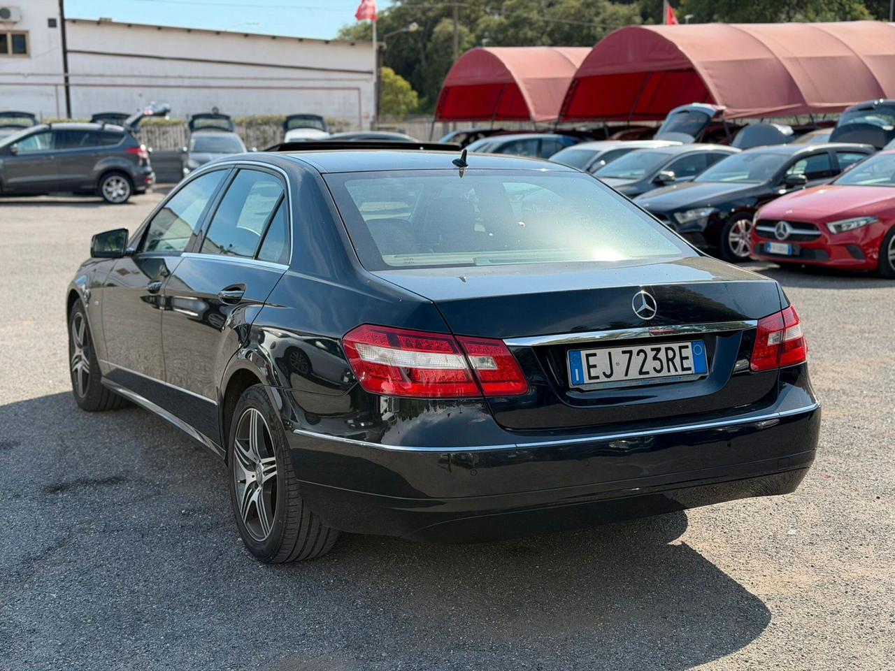 Mercedes-benz E 220 CDI BlueEFFICIENCY Avantgarde AMG