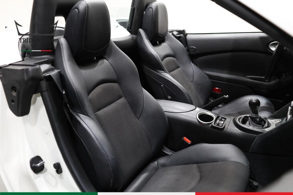 Nissan 370Z Roadster 3.7 V6 Lev2