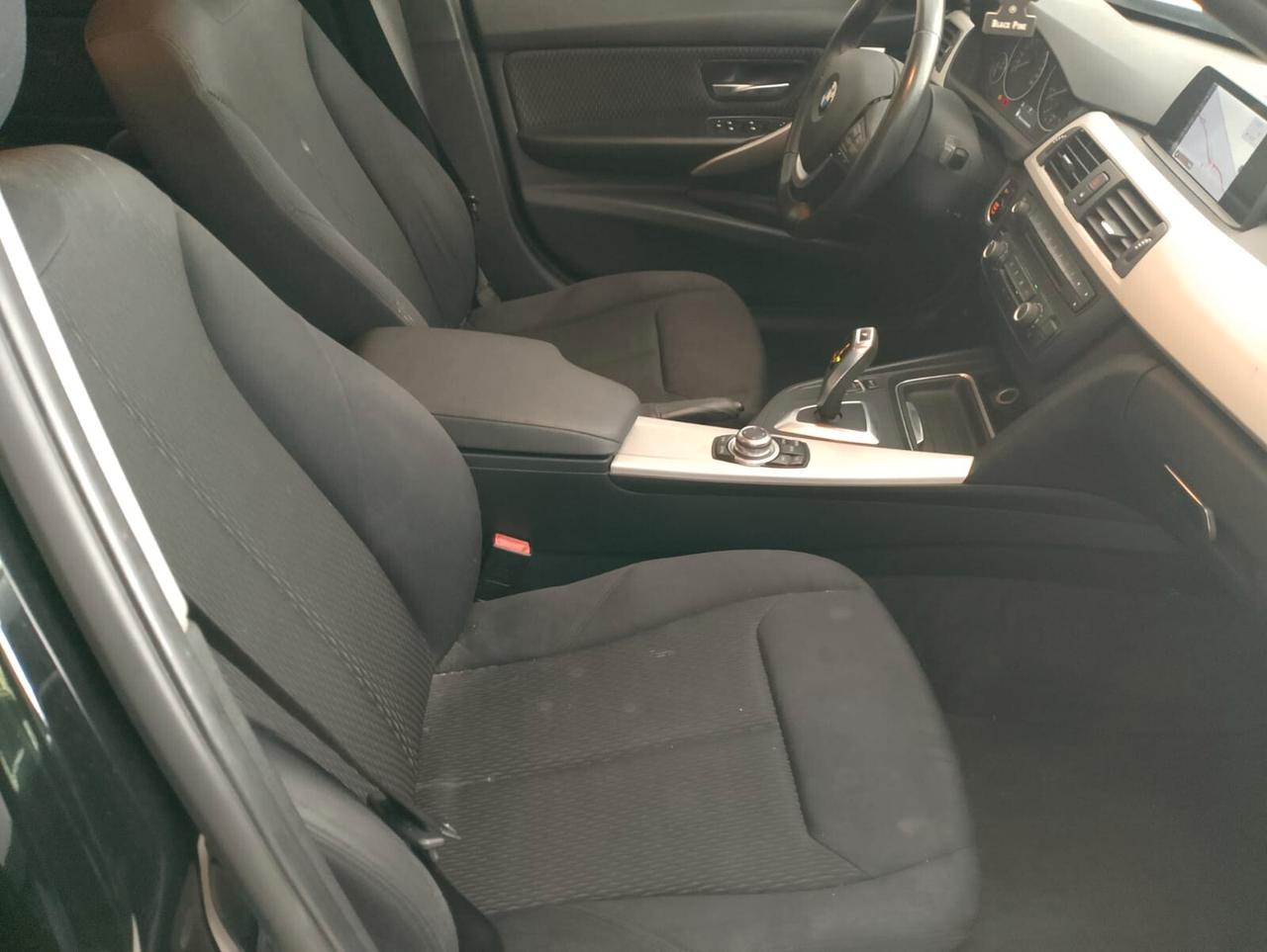 Bmw 316d Touring Sport-Automatico-Navi