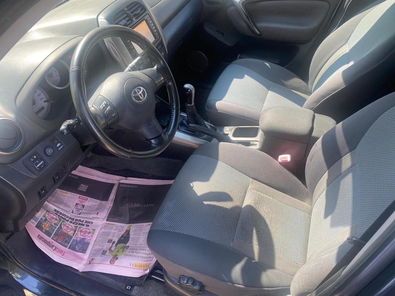 TOYOTA RAV4 2.0 Tdi D-4D TUTTI I LAVORI ESEGUITI