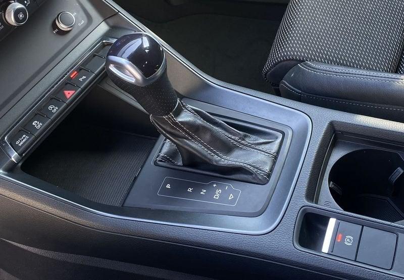 Audi Q3 SPB S Line interno ed esterno 2.0 TDI 150CV S-Tronic quattro 35