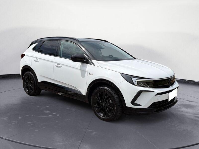 Opel Grandland 1.2 130cv GS Line AT8